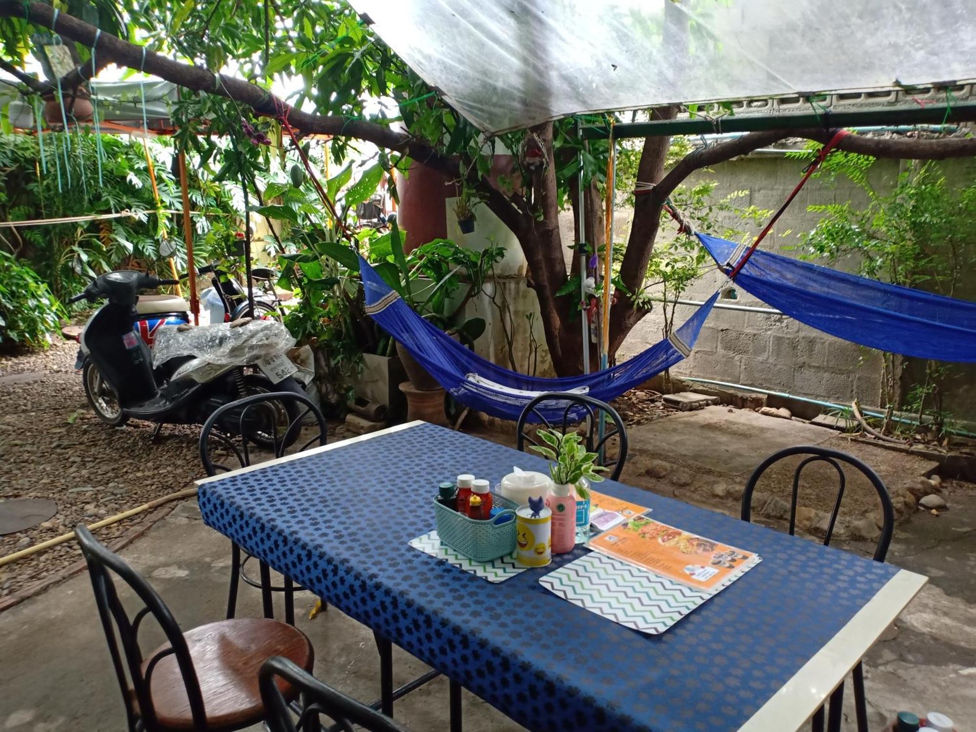 Baanchaokoh Homestay Kanchanaburi Extérieur photo