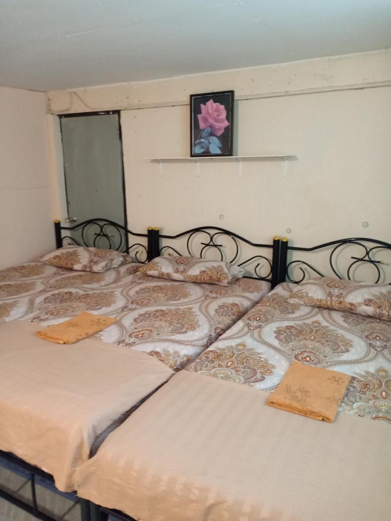 Baanchaokoh Homestay Kanchanaburi Extérieur photo