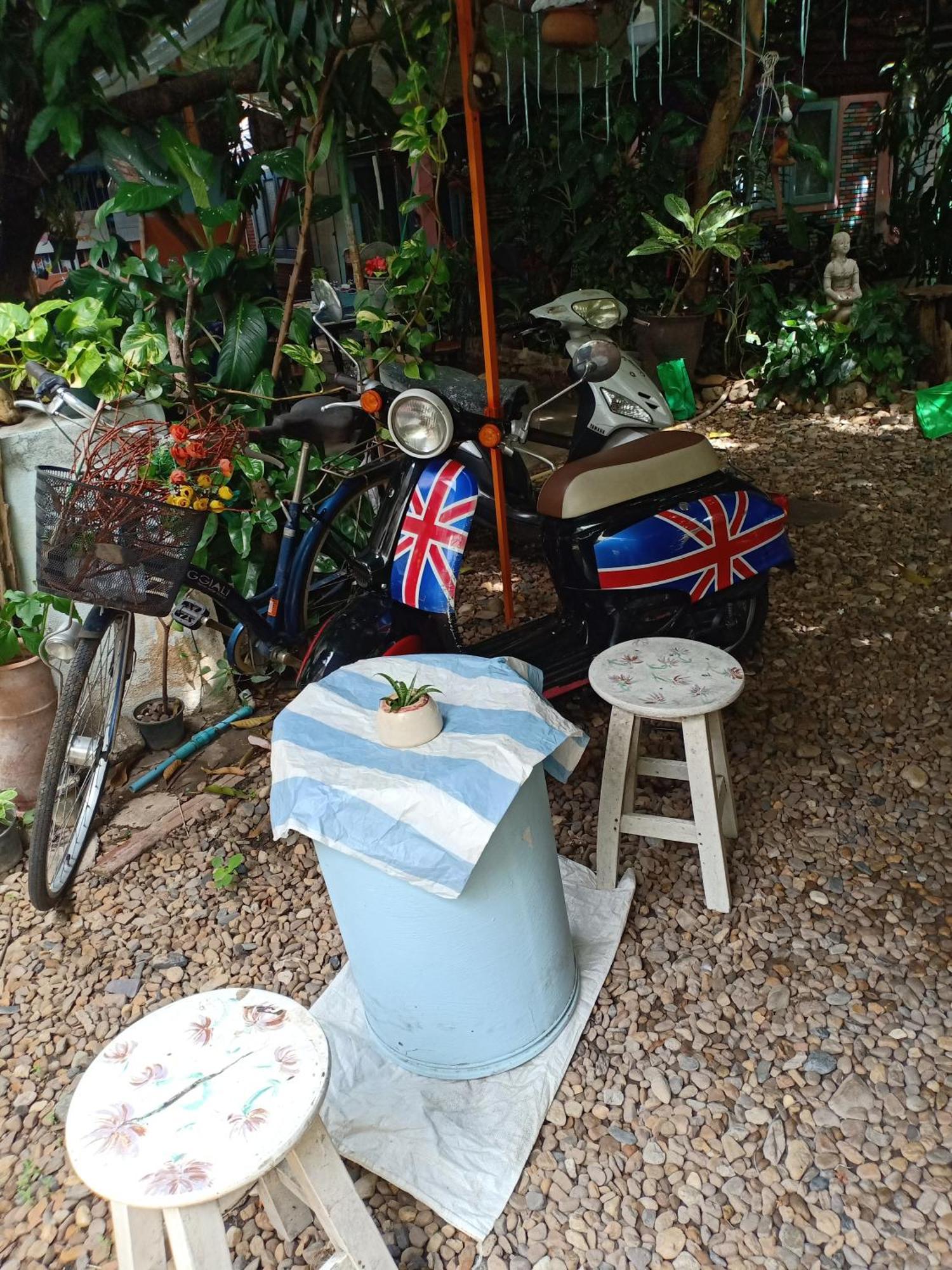 Baanchaokoh Homestay Kanchanaburi Extérieur photo