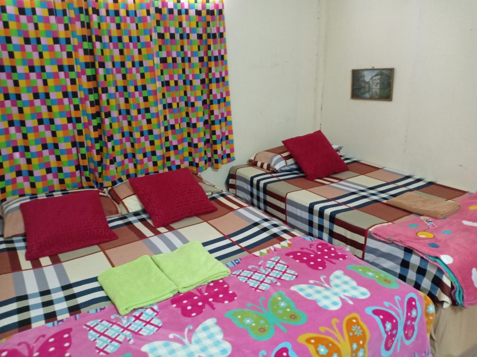 Baanchaokoh Homestay Kanchanaburi Extérieur photo
