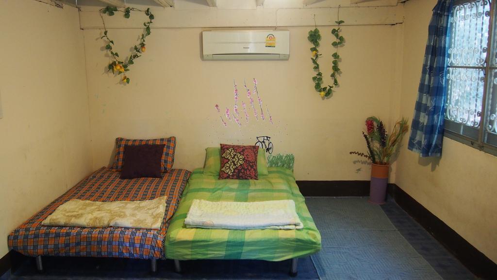 Baanchaokoh Homestay Kanchanaburi Extérieur photo