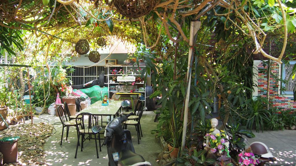 Baanchaokoh Homestay Kanchanaburi Extérieur photo